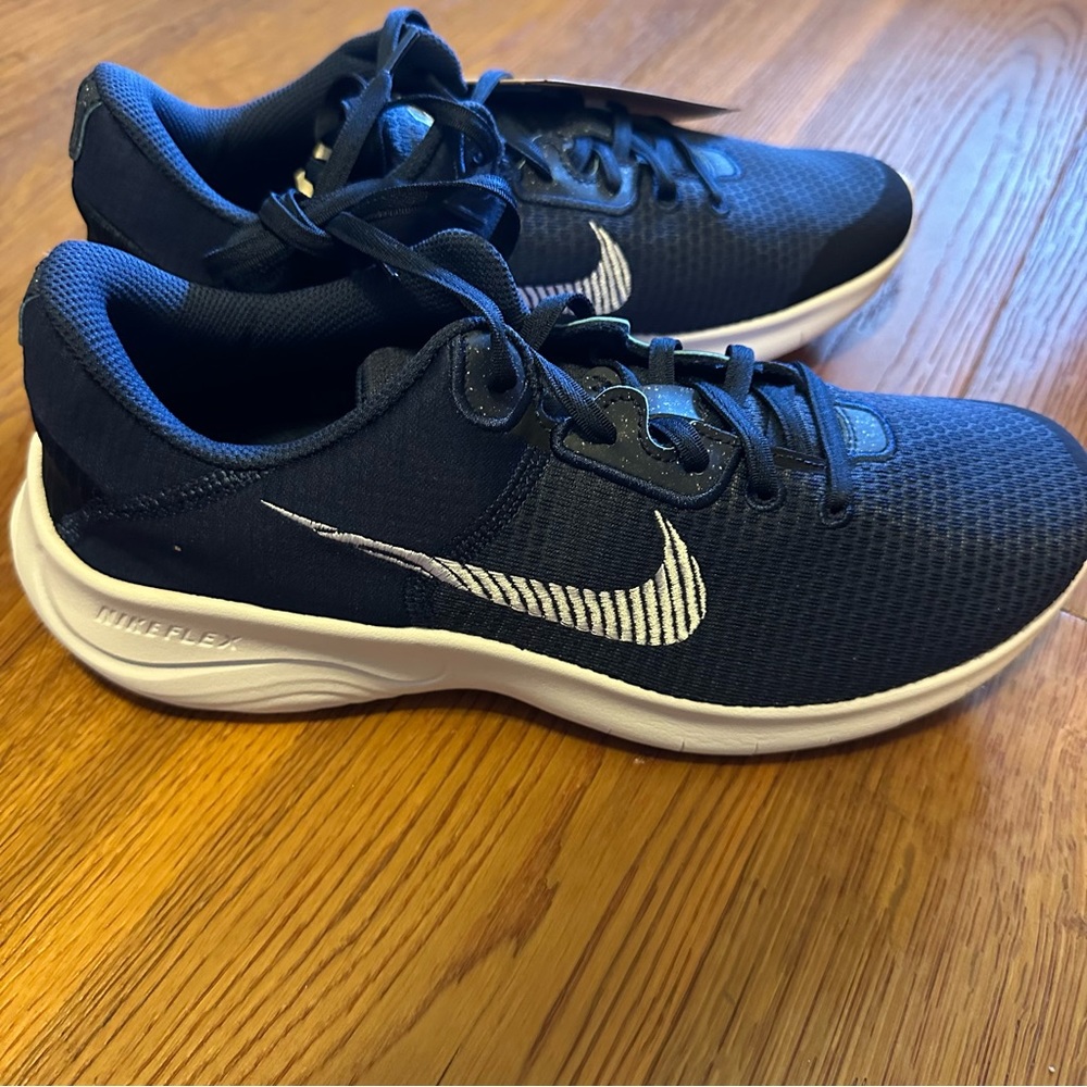 Nike Flex Experience RN 11 NN | Men’s 9/Women’s 10.5